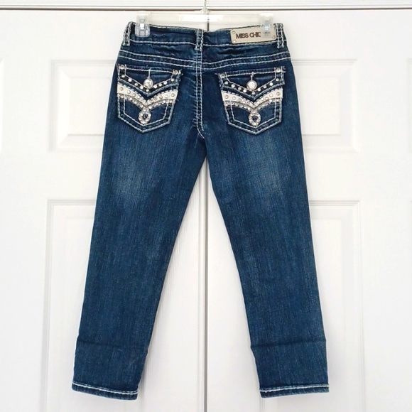 Miss Chic Denim Crystal Pocket Capri Jeans - Picture 5 of 5